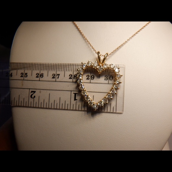 14k gold heart necklace with real diamonds - Picture 4 of 4